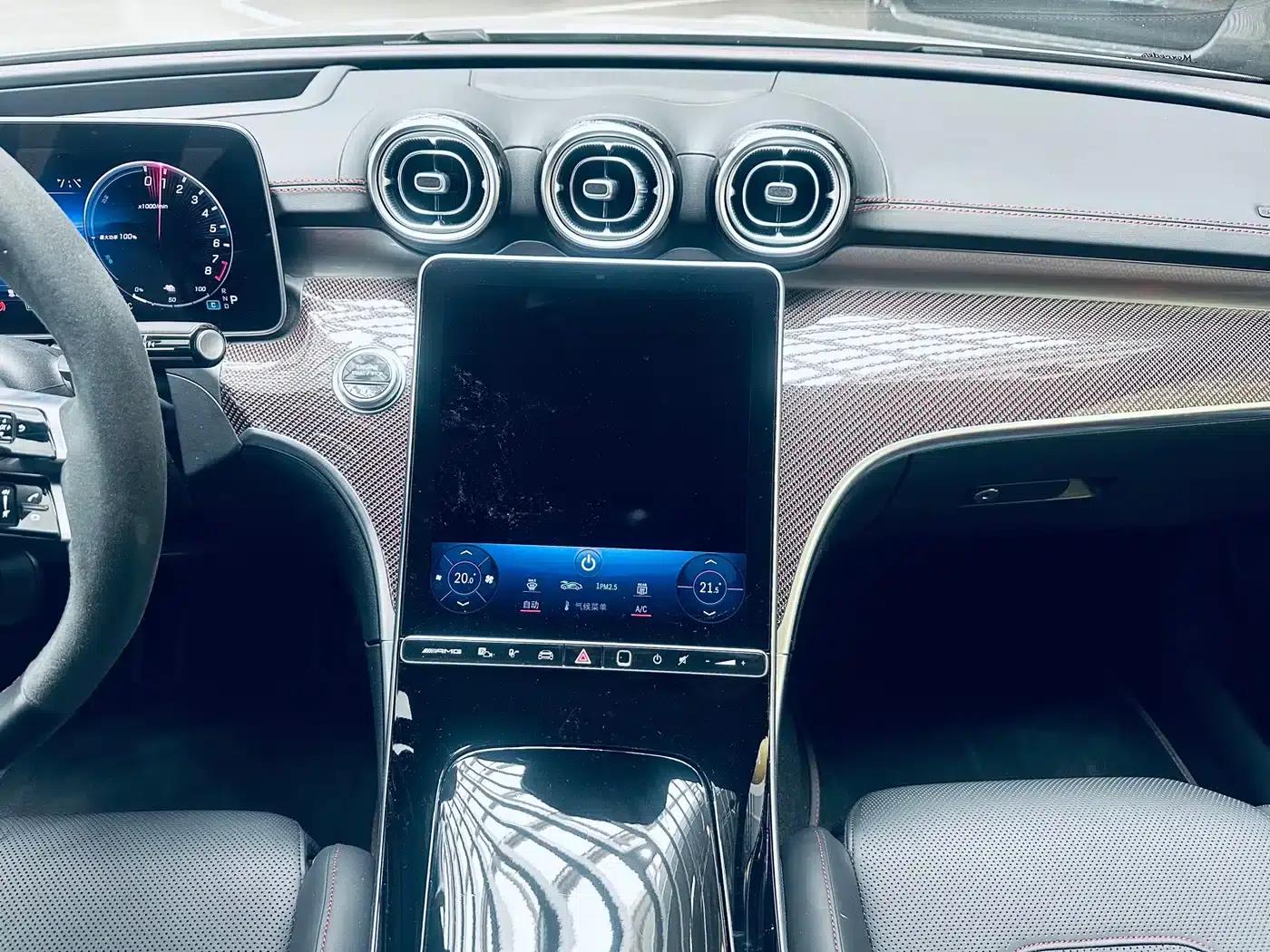 Mercedes-Benz C-Class AMG PHEV 2024 AMG C 63 SE PERFORMANCE F1 Special Edition — миниатюра 12