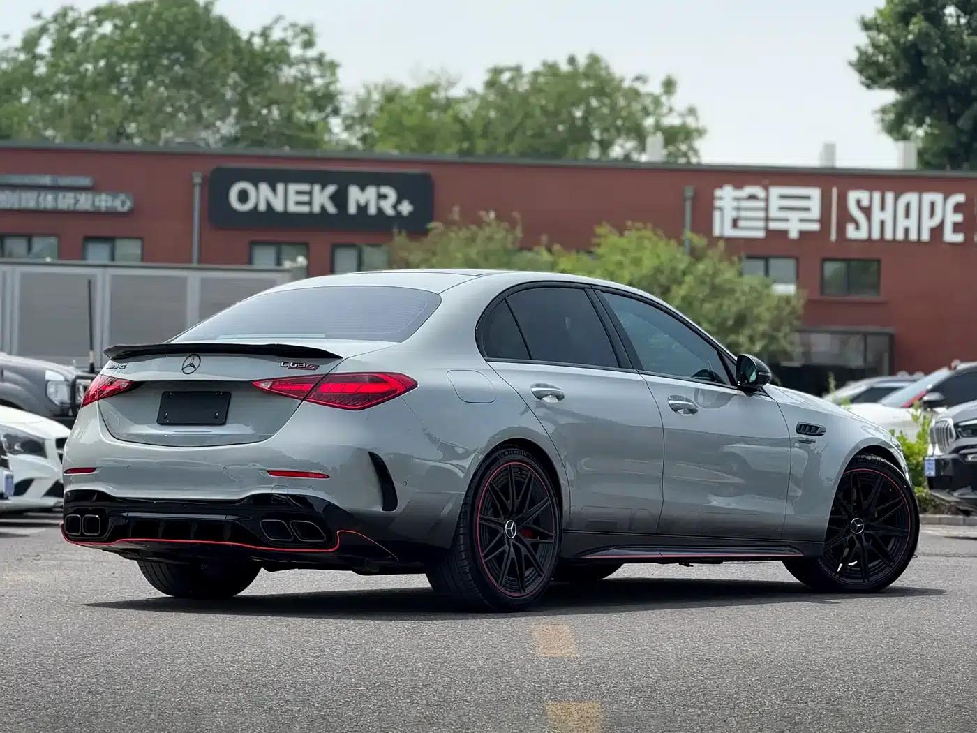 Mercedes-Benz C-Class AMG PHEV 2024 AMG C 63 SE PERFORMANCE F1 Special Edition — миниатюра 6