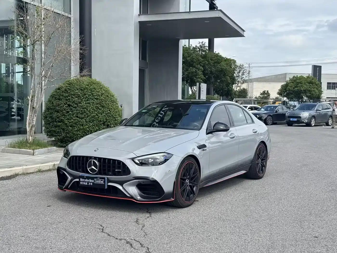 Mercedes-Benz C-Class AMG PHEV 2024 AMG C 63 SE PERFORMANCE F1 Special Edition — миниатюра 1