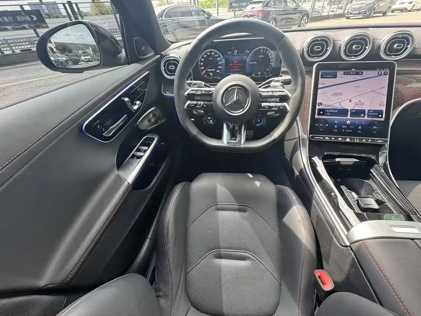 Mercedes-Benz C-Class AMG PHEV 2024 AMG C 63 SE PERFORMANCE F1 Special Edition — миниатюра 11