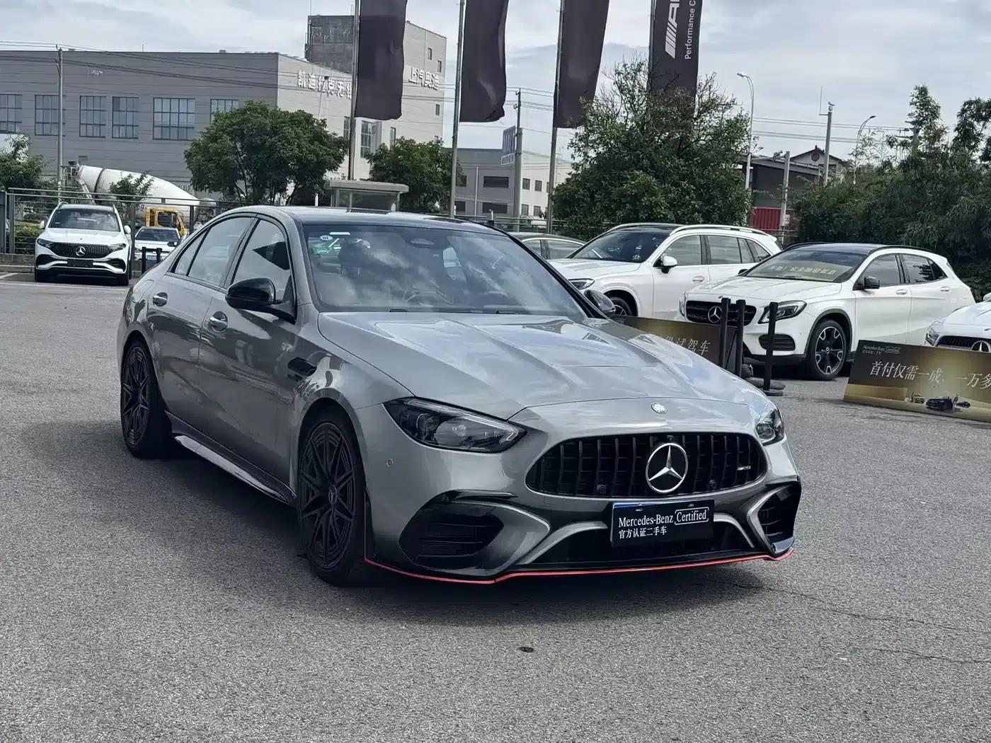 Mercedes-Benz C-Class AMG PHEV 2024 AMG C 63 SE PERFORMANCE F1 Special Edition — миниатюра 3