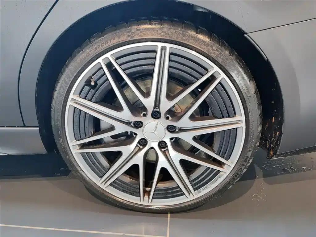 2025 Mercedes-Benz C-Class AMG 43 4MATIC — миниатюра 18
