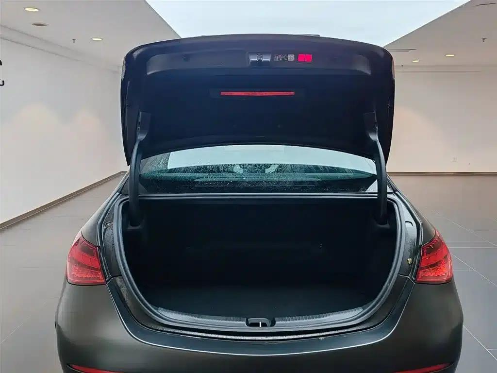 2025 Mercedes-Benz C-Class AMG 43 4MATIC — миниатюра 9