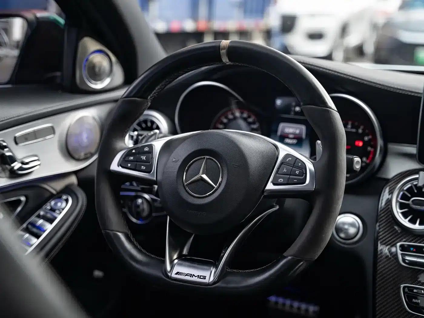 2015 Mercedes-Benz C-Class AMG C 63 S — миниатюра 11