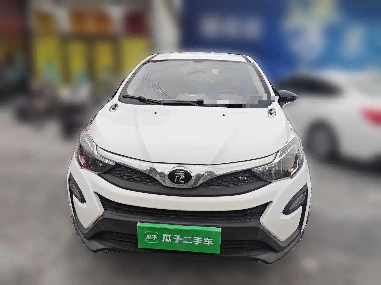 BYD Yuan 2017 1.5L Automatic Cool & Connected Model — миниатюра 2