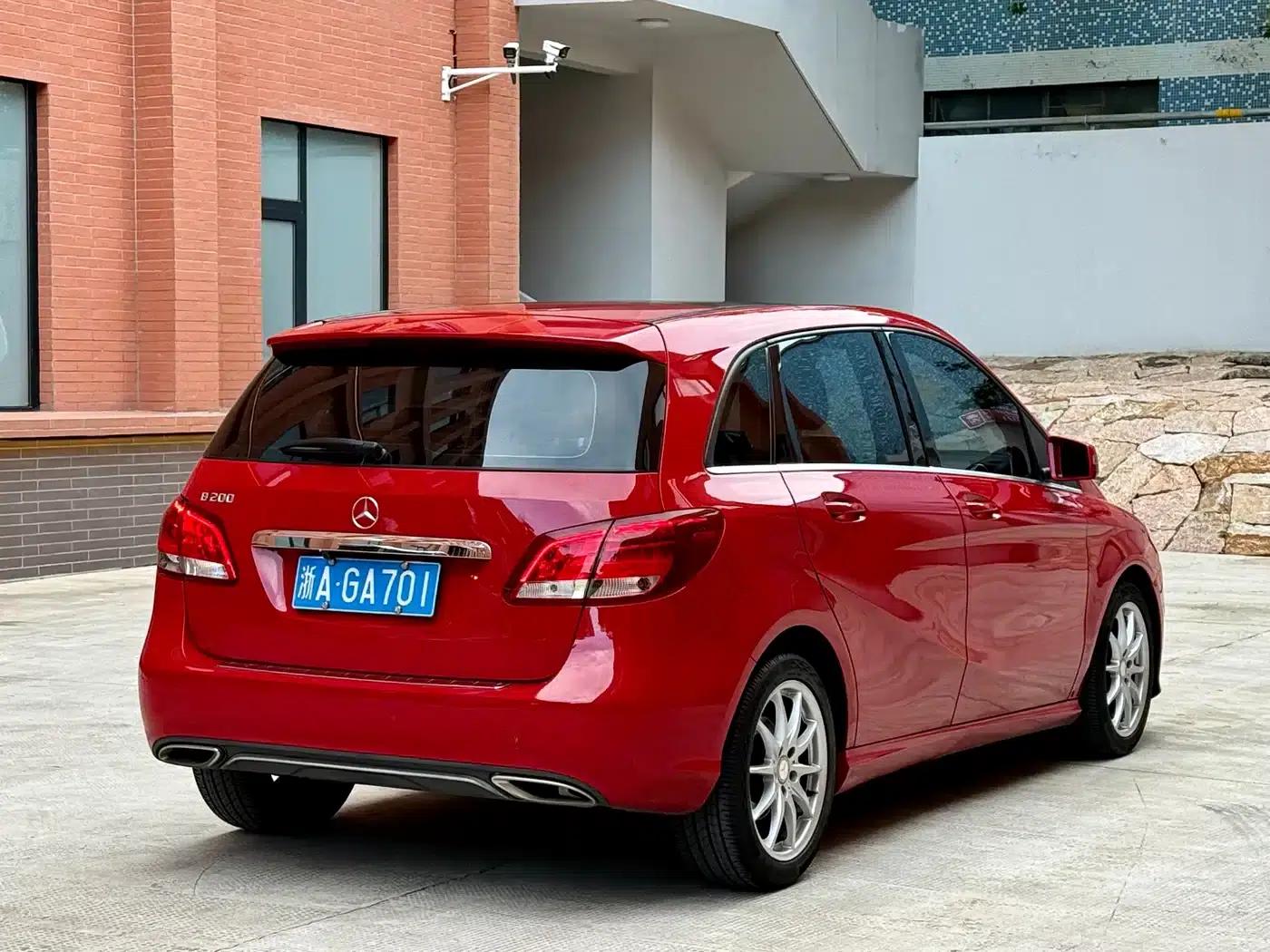 Mercedes-Benz B-Class 2016 B 200 Limited Edition — миниатюра 4