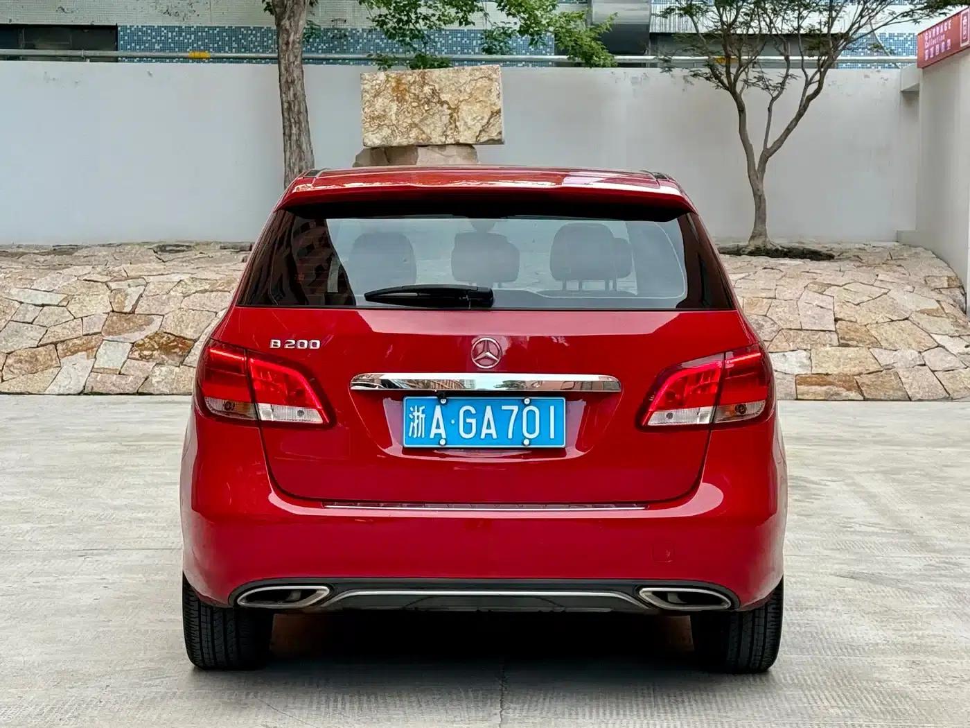 Mercedes-Benz B-Class 2016 B 200 Limited Edition — миниатюра 5