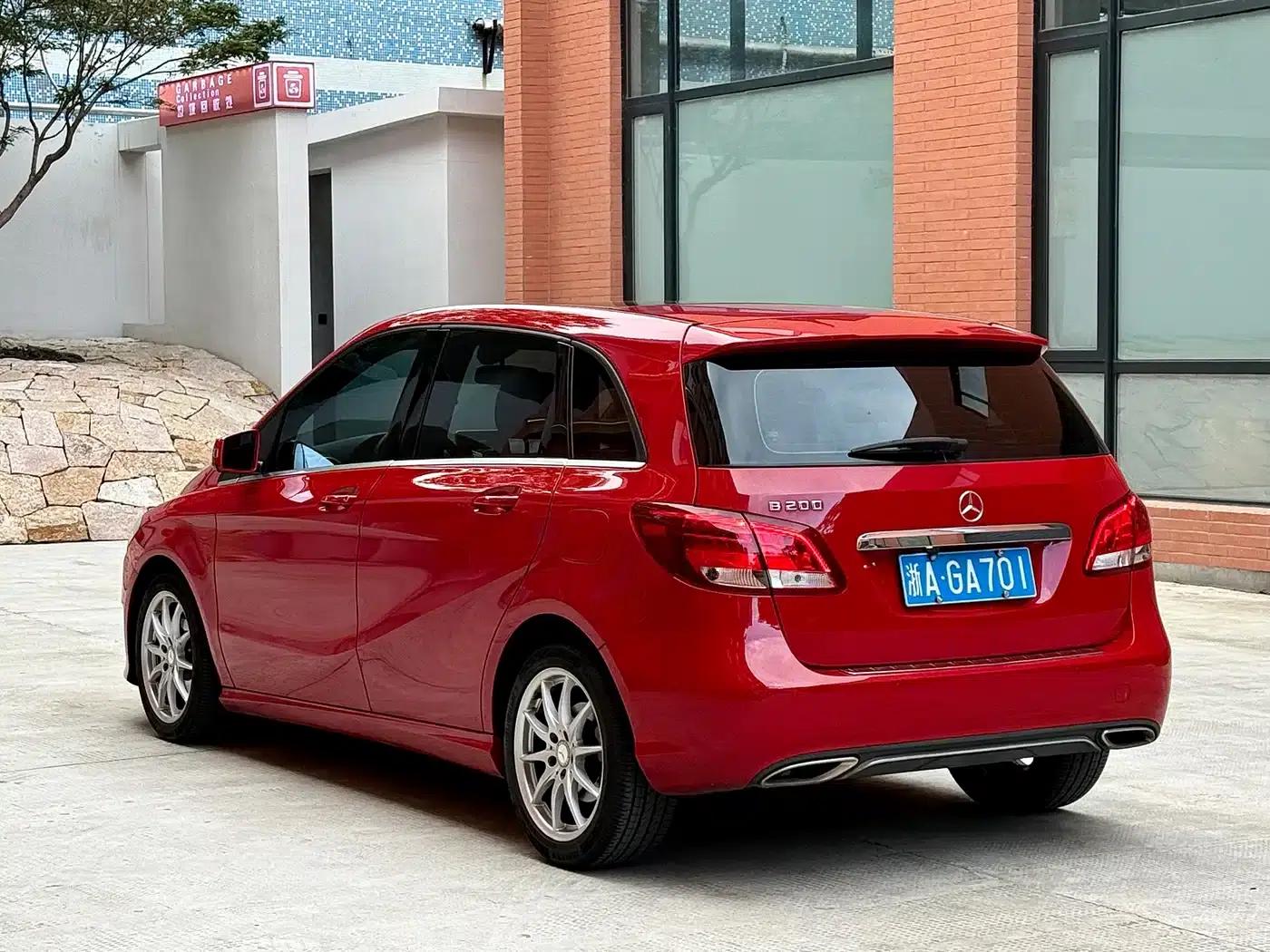 Mercedes-Benz B-Class 2016 B 200 Limited Edition — миниатюра 6