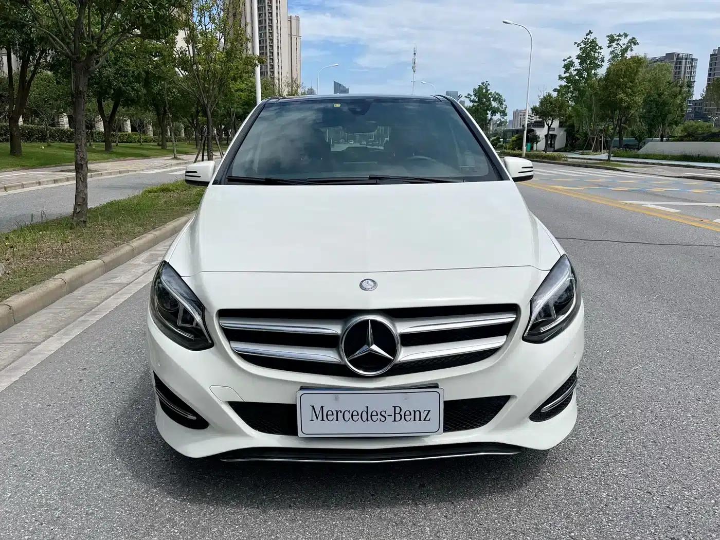 Mercedes-Benz B-Class 2015 B 200 Fashion Edition — миниатюра 2