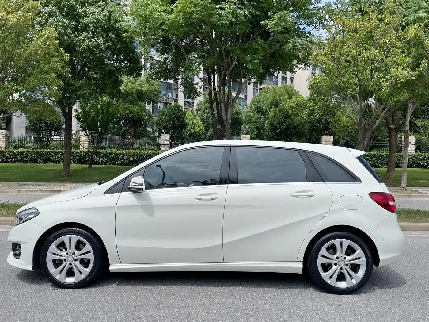 Mercedes-Benz B-Class 2015 B 200 Fashion Edition — миниатюра 4