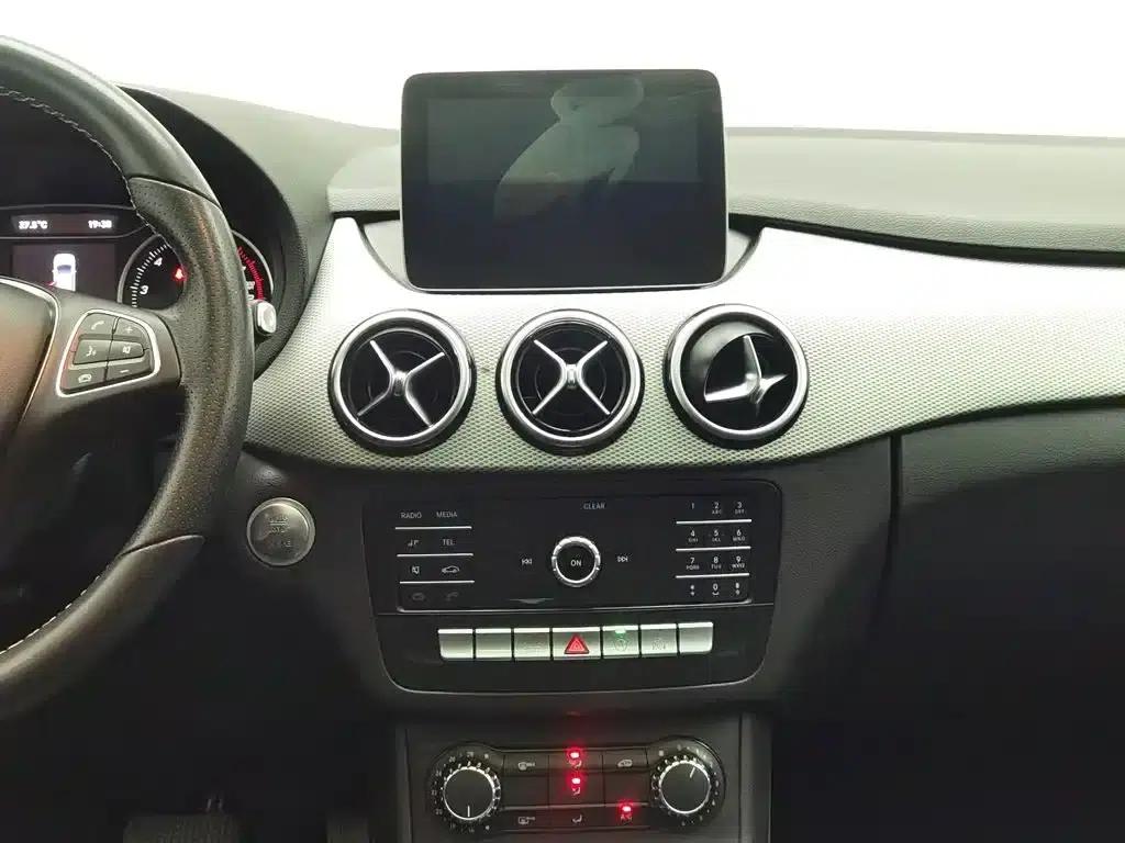 2018 Mercedes-Benz B-Class B 200 Dynamic — миниатюра 12