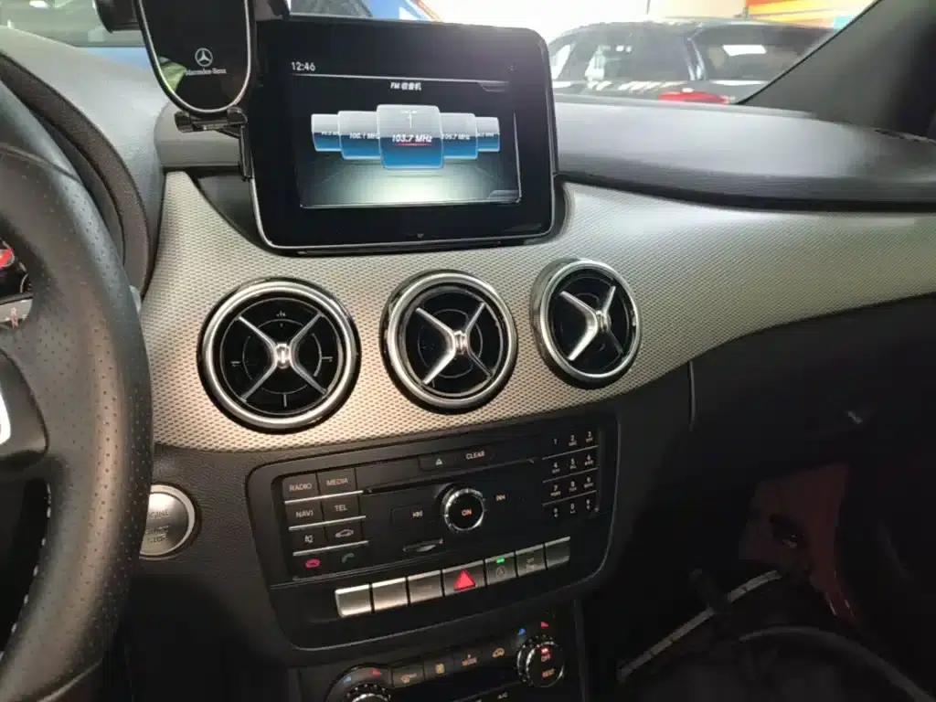 Mercedes-Benz B-Class 2015 B 200 Fashion Edition — миниатюра 13