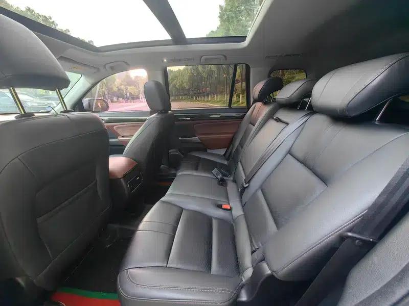 Trumpchi GS8 2017 320T 2WD Luxury Intelligent Connected Edition 7-Seater — миниатюра 9