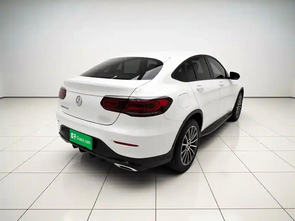 Mercedes-Benz GLC Coupe 2020 GLC 260 4MATIC Coupe SUV — миниатюра 6