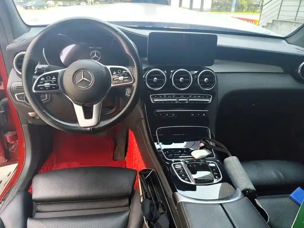 Mercedes-Benz GLC Coupe 2020 GLC 260 4MATIC Coupe SUV — миниатюра 10