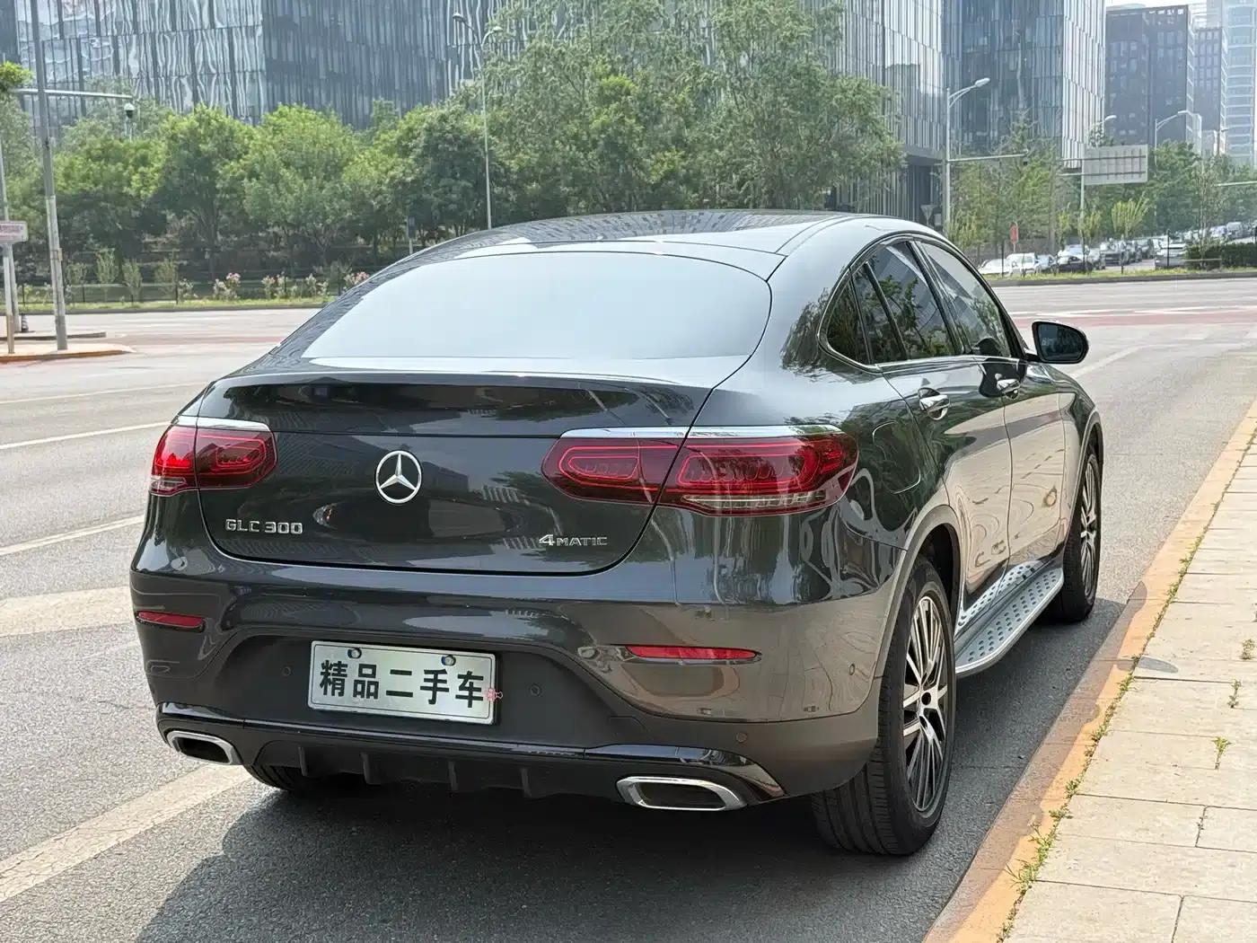 2021 Mercedes-Benz GLC Coupe, GLC 300 4MATIC Coupe SUV — миниатюра 23