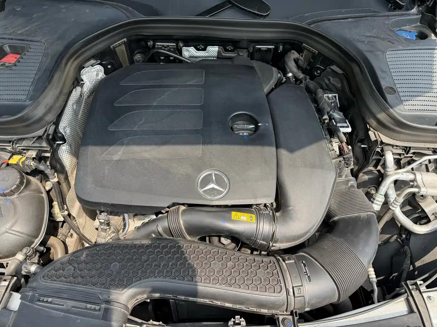2021 Mercedes-Benz GLC Coupe, GLC 300 4MATIC Coupe SUV — миниатюра 24