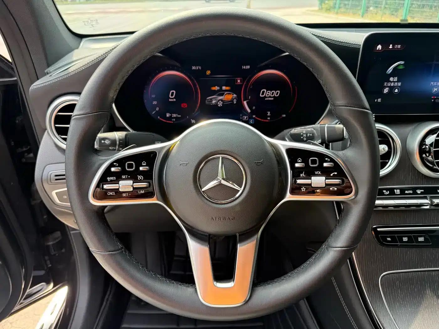 2021 Mercedes-Benz GLC Coupe, GLC 300 4MATIC Coupe SUV — миниатюра 9