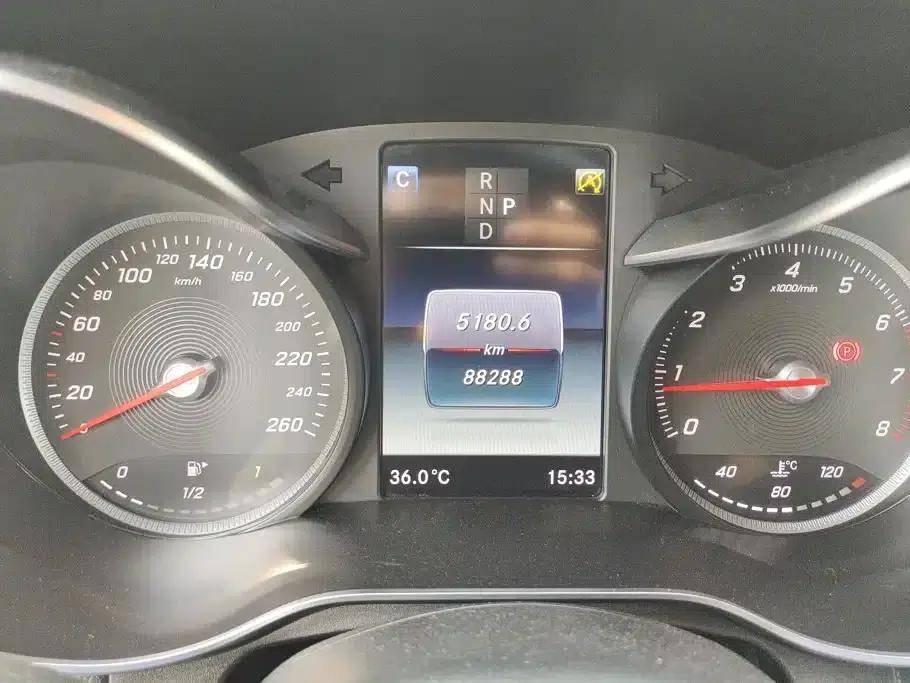 Mercedes-Benz GLC Coupe 2018 GLC 200 4MATIC Coupe SUV — миниатюра 14