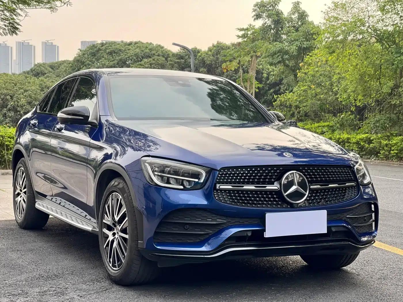 2020 Mercedes-Benz GLC Coupe, GLC 300 4MATIC Coupe SUV — миниатюра 3