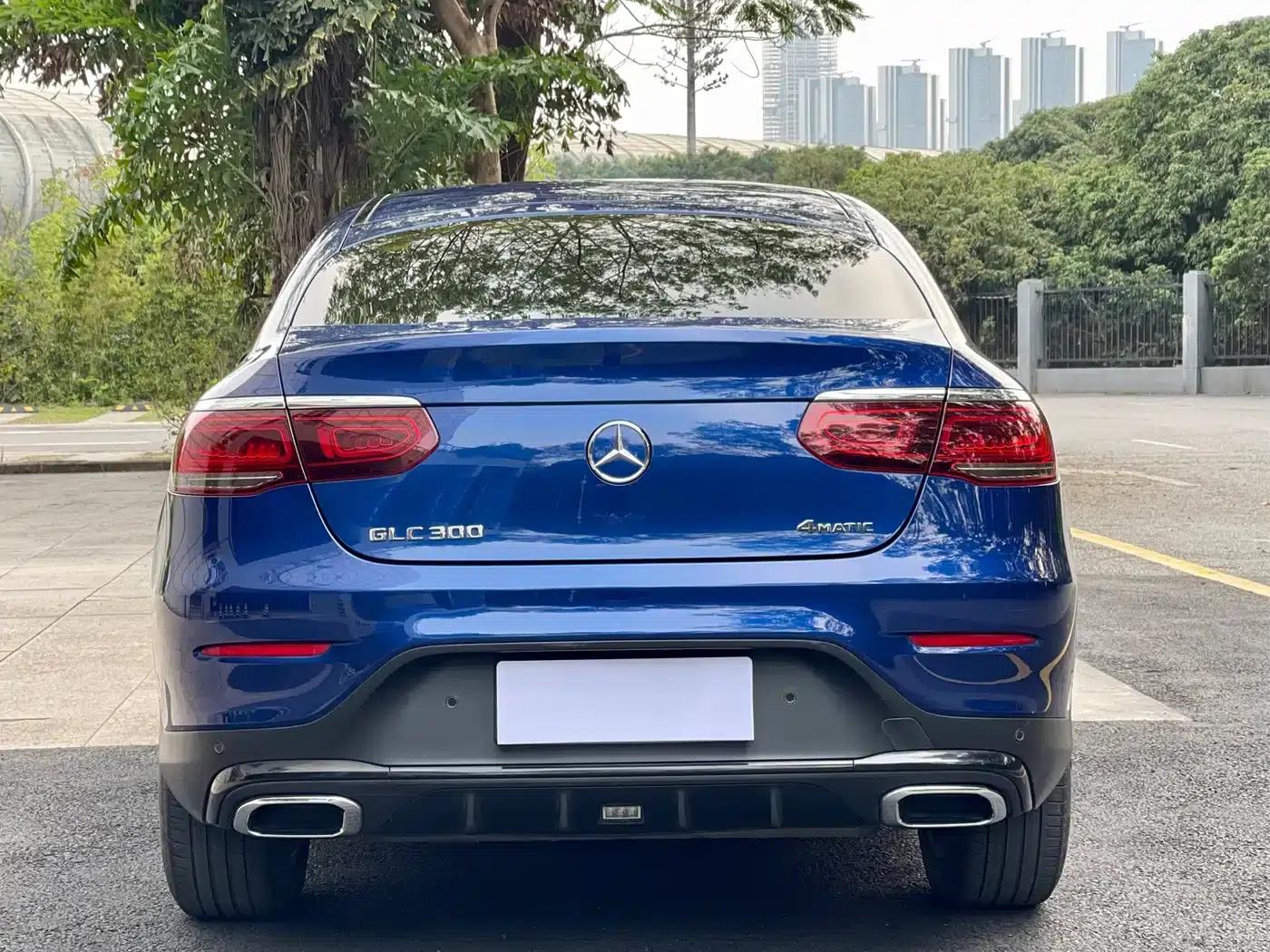 2020 Mercedes-Benz GLC Coupe, GLC 300 4MATIC Coupe SUV — миниатюра 5