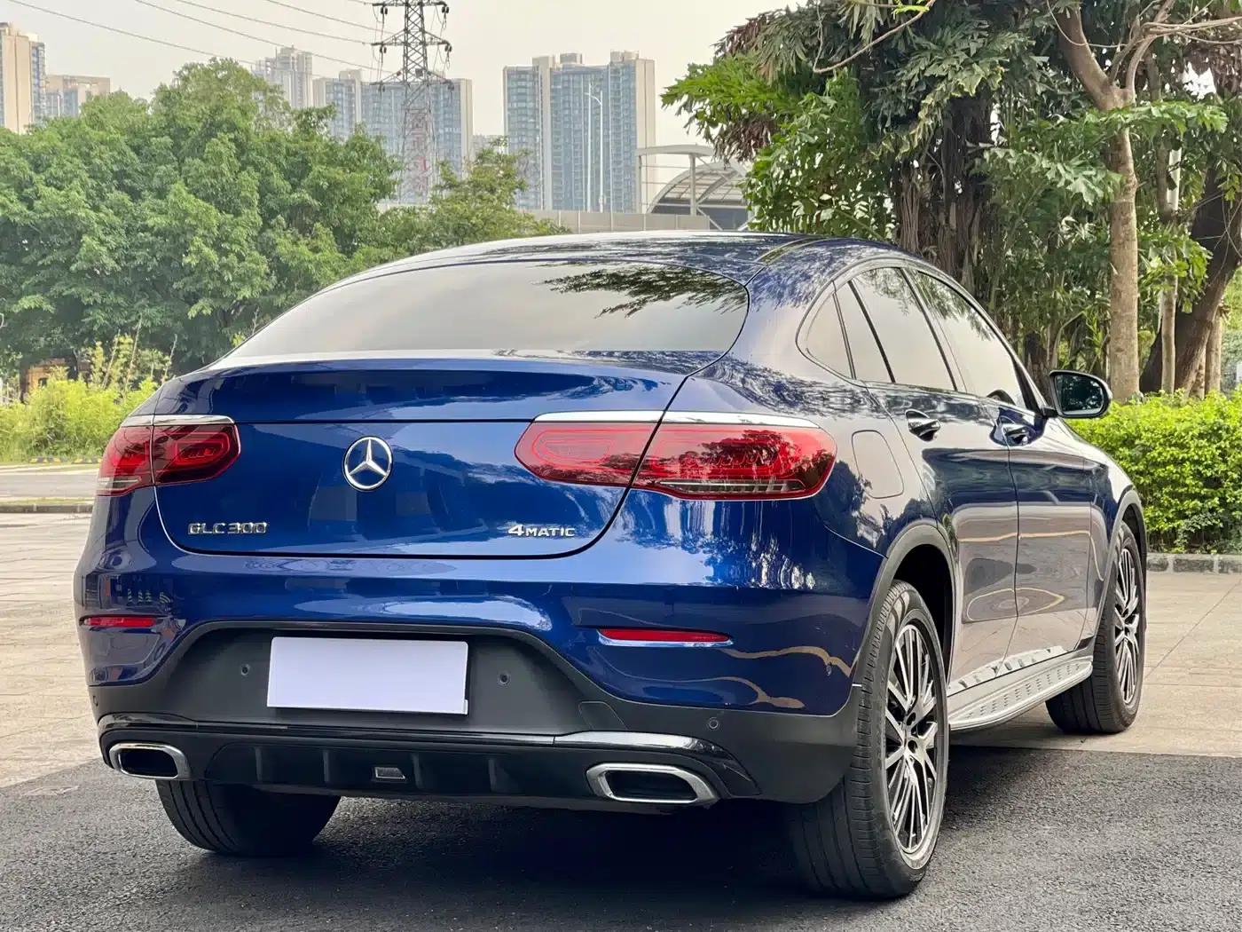 2020 Mercedes-Benz GLC Coupe, GLC 300 4MATIC Coupe SUV — миниатюра 6