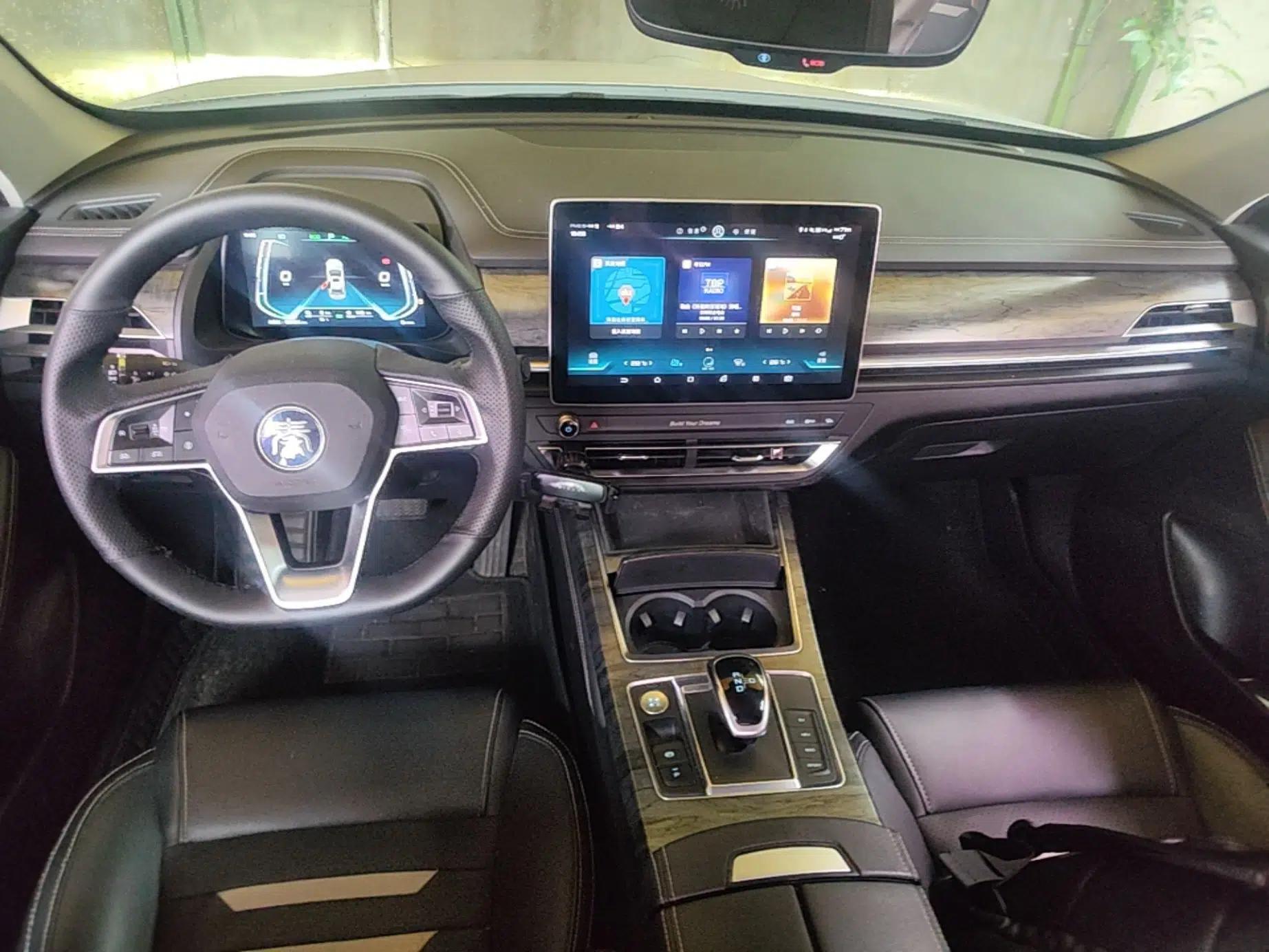 BYD Qin Pro New Energy 2018 DM 1.5TI Automatic Smart Connect Elite Model — миниатюра 12
