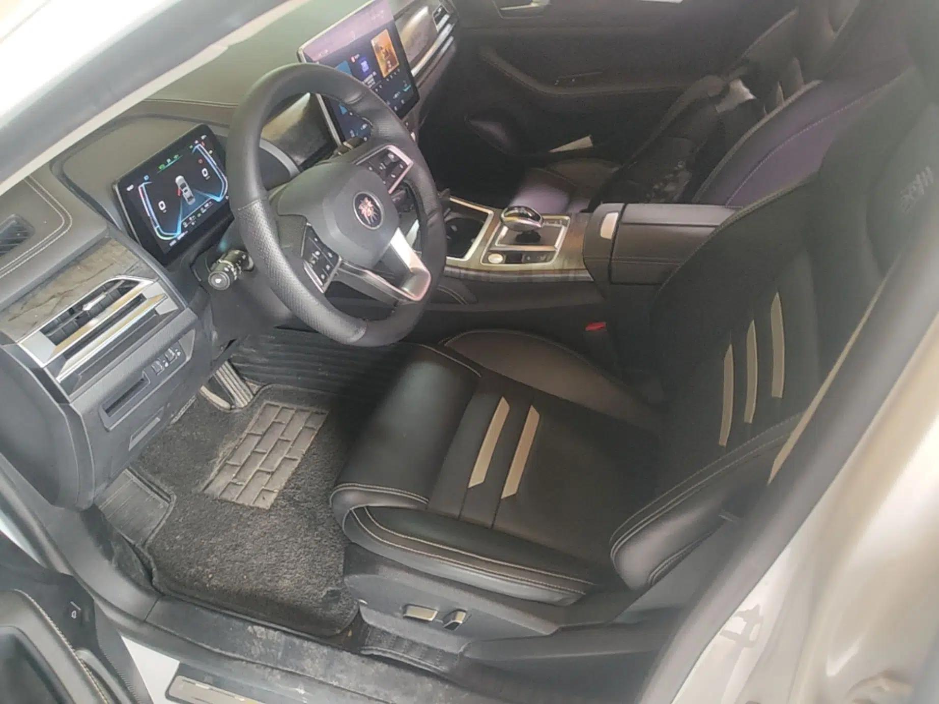 BYD Qin Pro New Energy 2018 DM 1.5TI Automatic Smart Connect Elite Model — миниатюра 17
