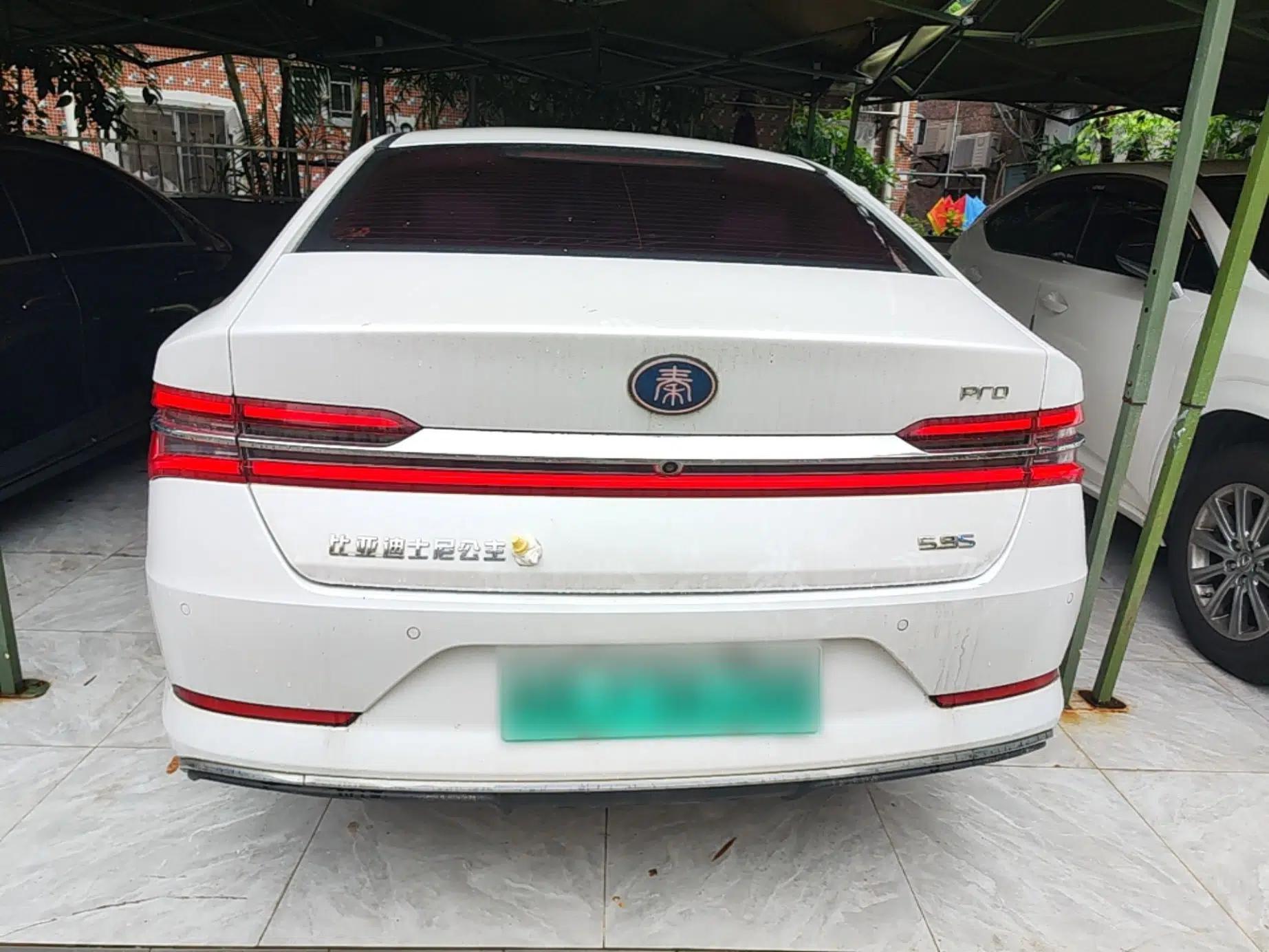 BYD Qin Pro New Energy 2018 DM 1.5TI Automatic Smart Connect Elite Model — миниатюра 5