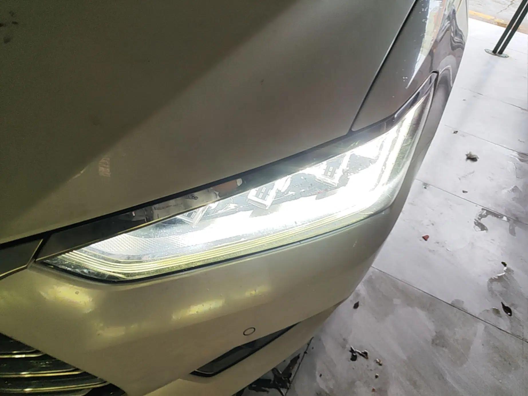 BYD Qin Pro New Energy 2018 DM 1.5TI Automatic Smart Connect Elite Model — миниатюра 8