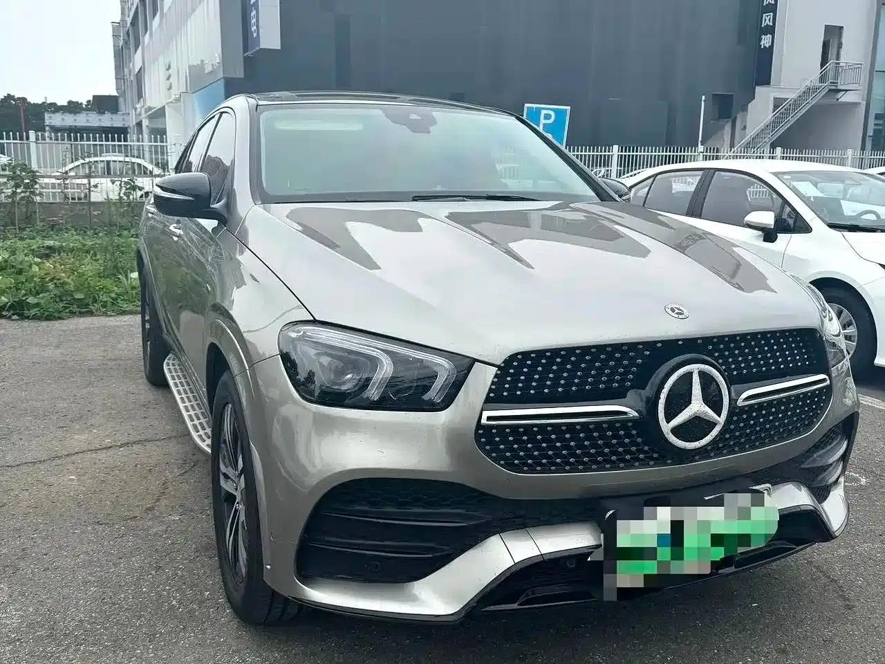 Mercedes-Benz GLE Coupe 2021 GLE 350 e 4MATIC Coupe SUV — миниатюра 3