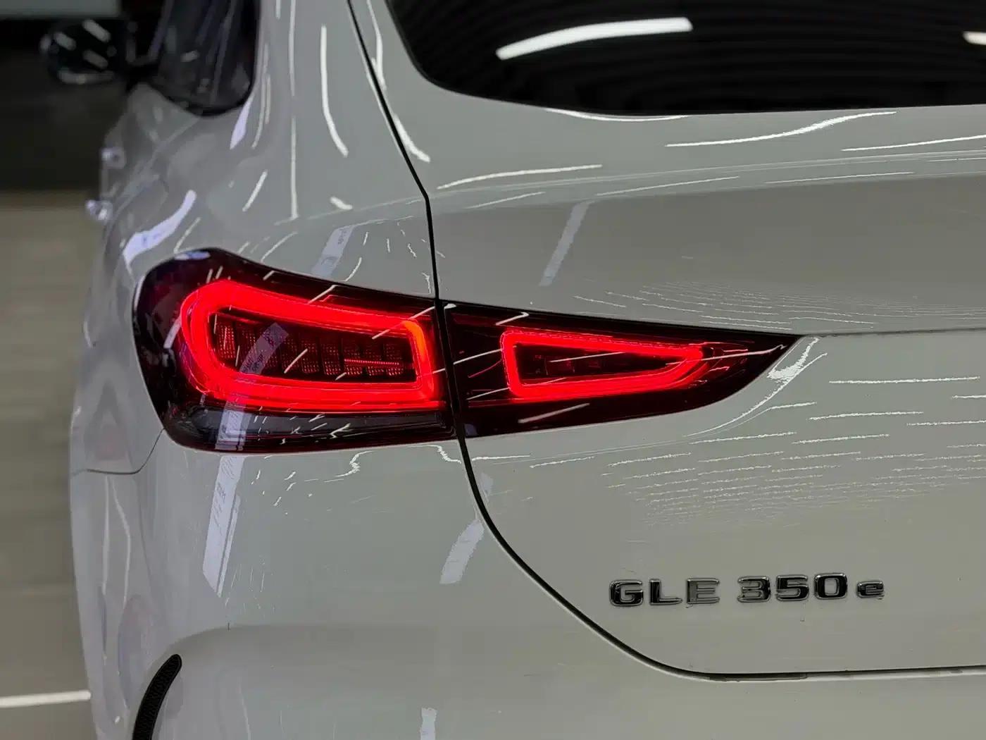 Mercedes-Benz GLE Coupe 2021 GLE 350 e 4MATIC Coupe SUV — миниатюра 12