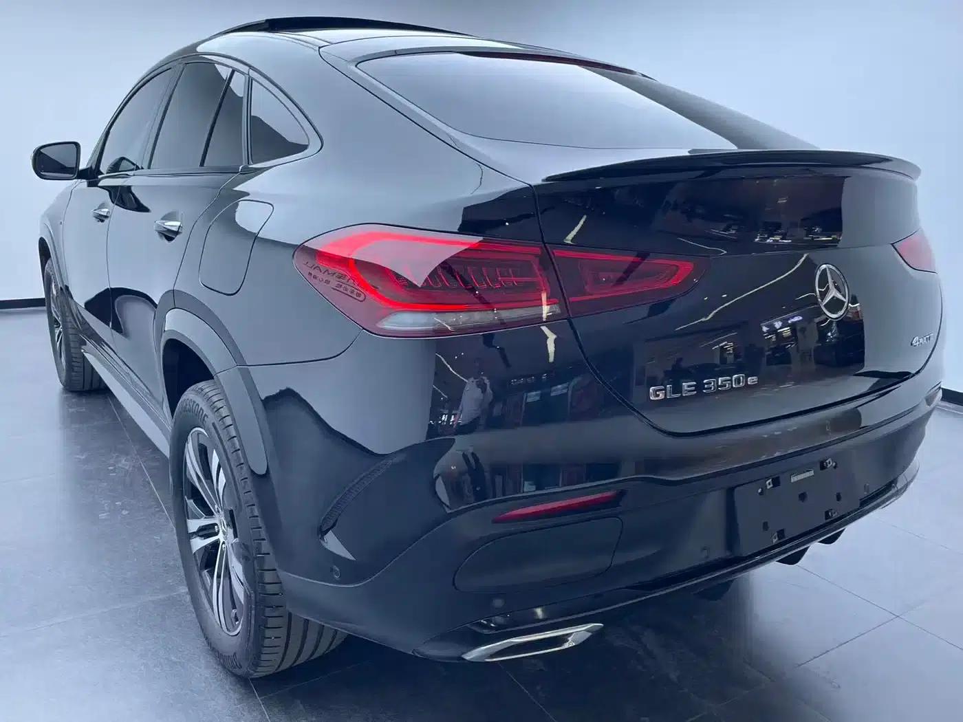 Mercedes-Benz GLE Coupe 2021 GLE 350 e 4MATIC Coupe SUV — миниатюра 11