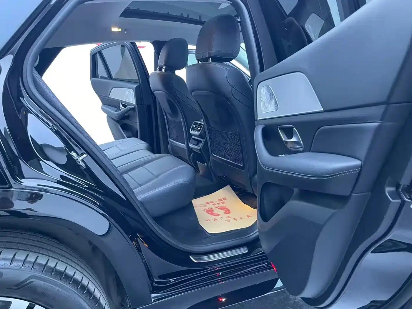 Mercedes-Benz GLE Coupe 2021 GLE 350 e 4MATIC Coupe SUV — миниатюра 6