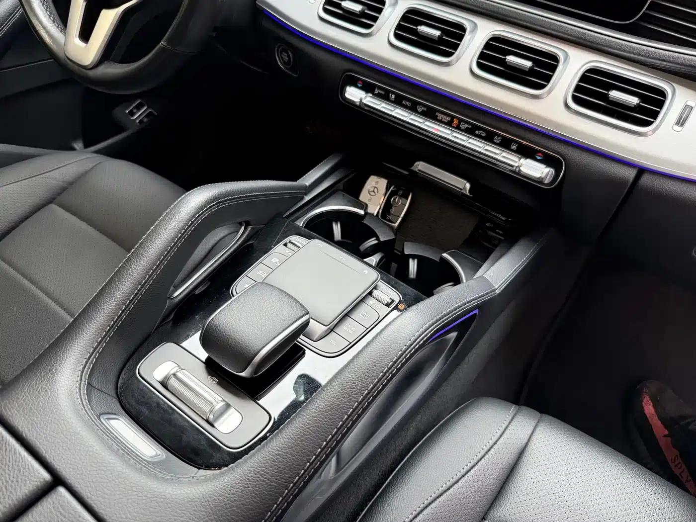 Mercedes-Benz GLE Coupe 2021 GLE 350 e 4MATIC Coupe SUV — миниатюра 18