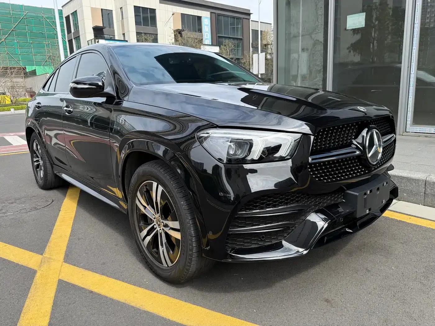 Mercedes-Benz GLE Coupe 2021 GLE 350 e 4MATIC Coupe SUV — миниатюра 6