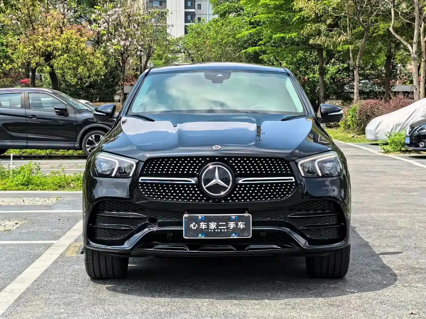 2022 Mercedes-Benz GLE Coupe Facelift GLE 350 4MATIC Coupe SUV Luxury Model — миниатюра 4