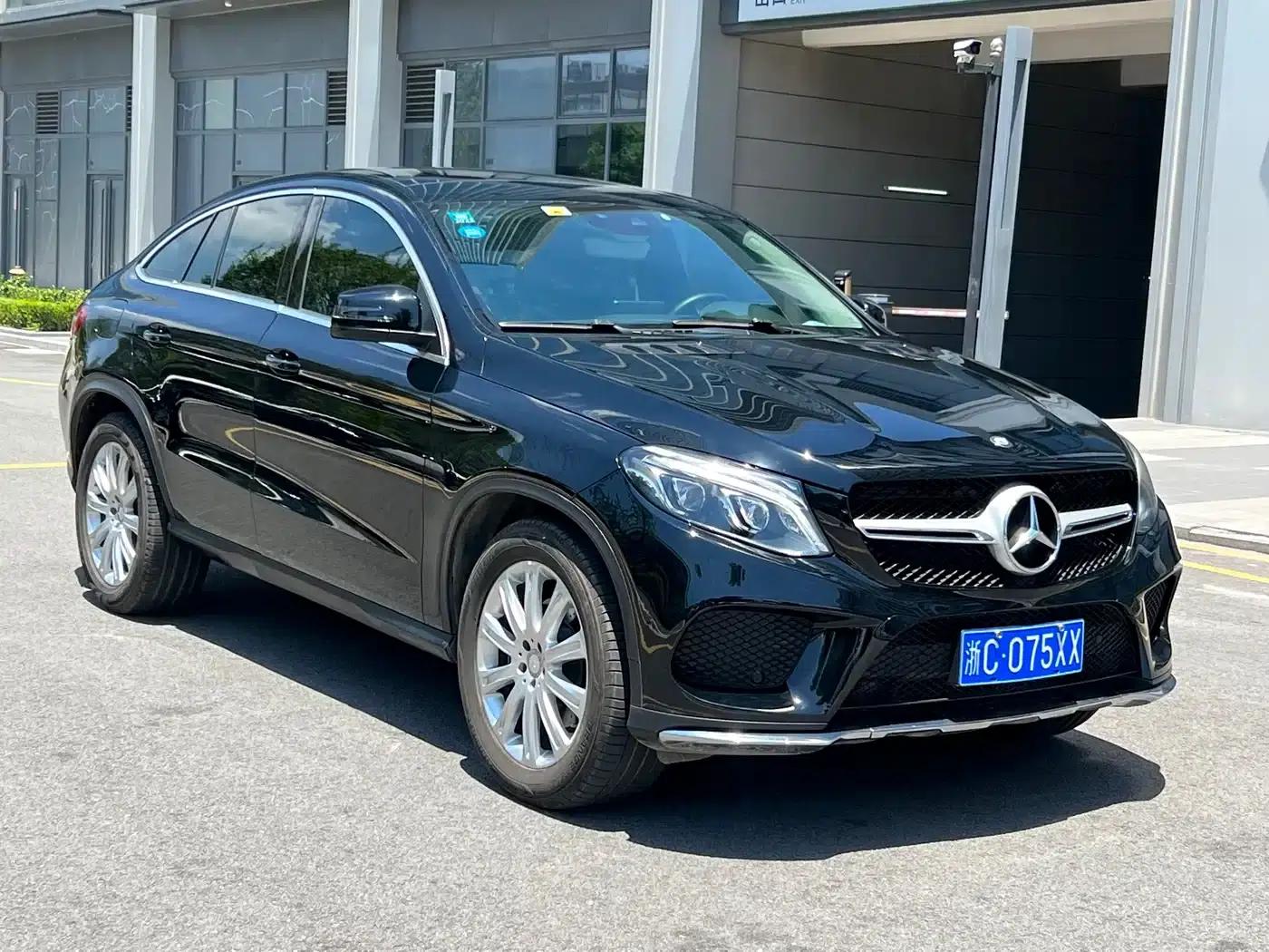 2015 Mercedes-Benz GLE Coupe, GLE 320 4MATIC Coupe SUV — миниатюра 3
