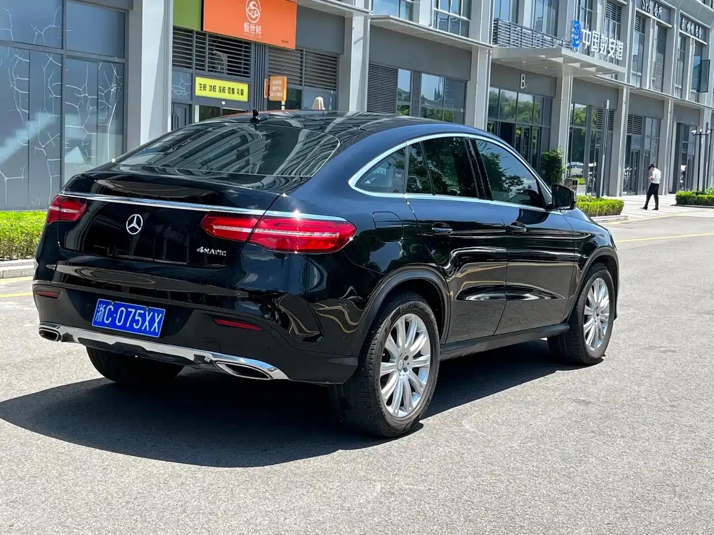 2015 Mercedes-Benz GLE Coupe, GLE 320 4MATIC Coupe SUV — миниатюра 6