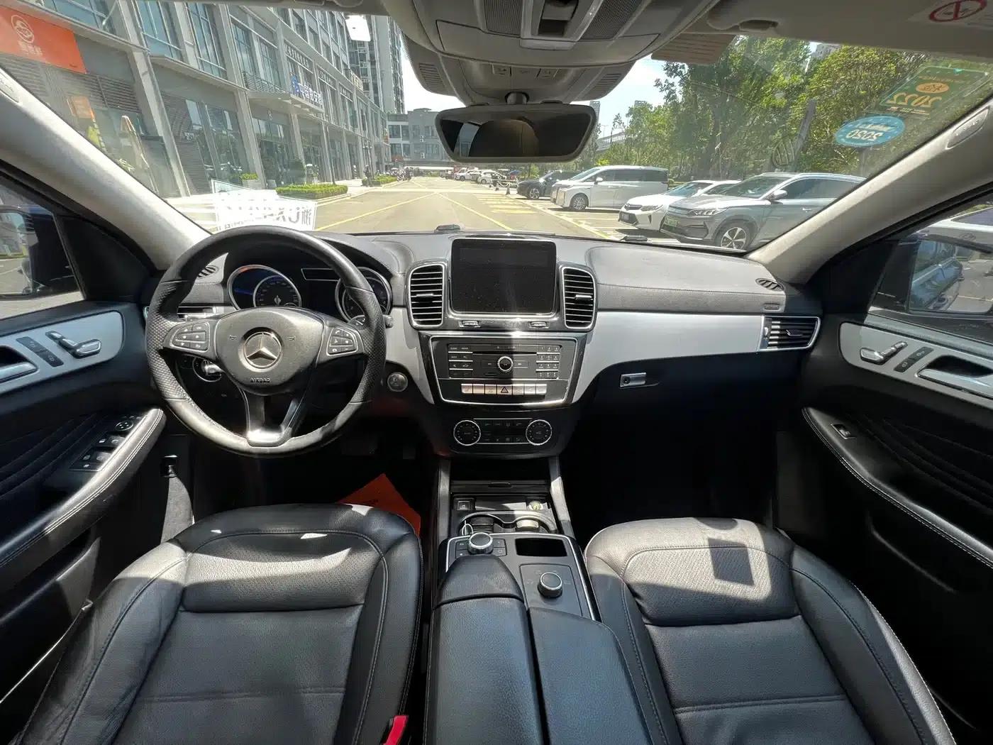 2015 Mercedes-Benz GLE Coupe, GLE 320 4MATIC Coupe SUV — миниатюра 9