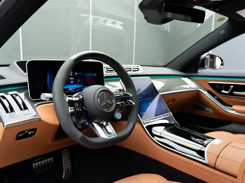 2024 Mercedes-Benz S-Class AMG PHEV — миниатюра 11