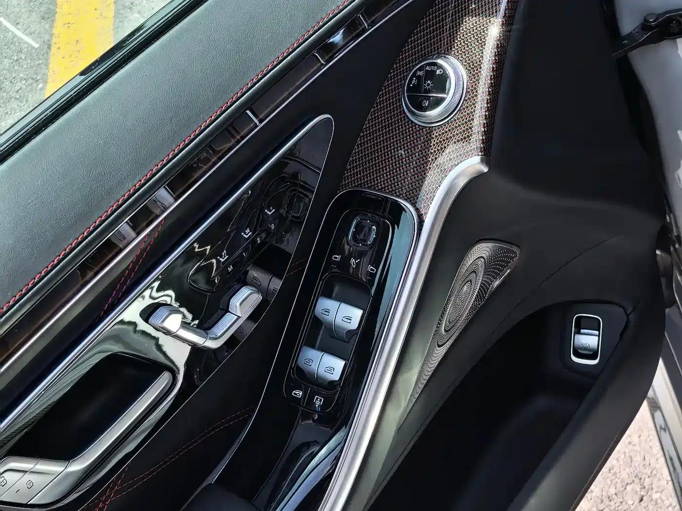 Mercedes-Benz S-Class AMG PHEV 2024 AMG S 63 L E Performance First Edition — миниатюра 12