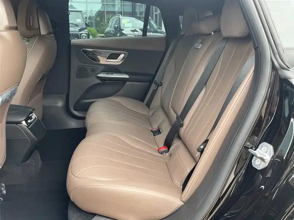 Mercedes-Benz EQE 2025 500 4MATIC Pioneer Edition — миниатюра 12