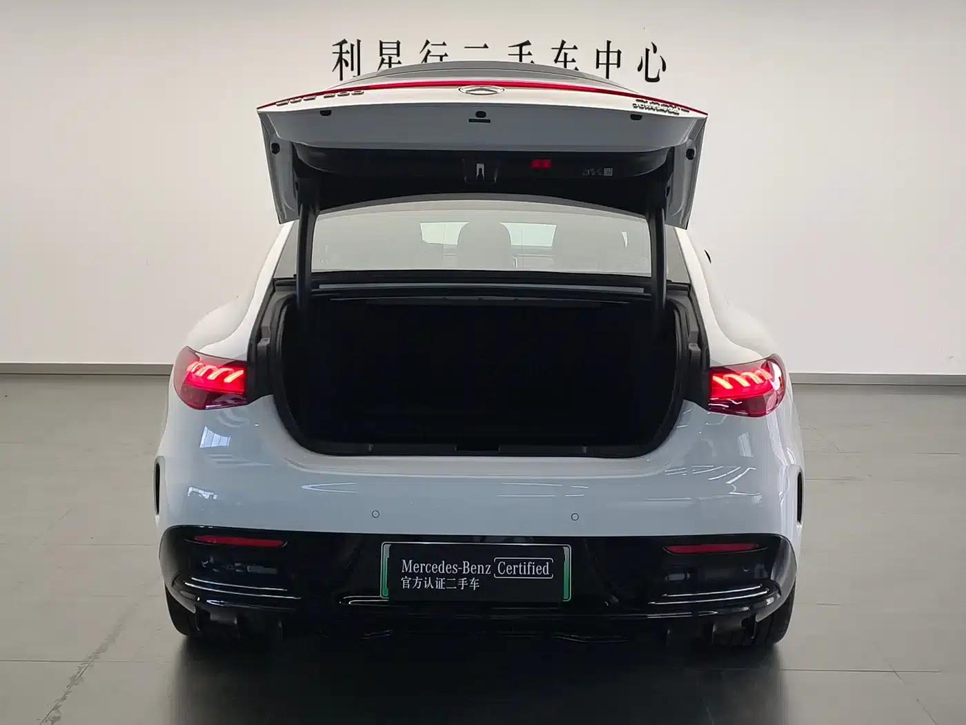 Mercedes-Benz EQE 2025 500 4MATIC Luxury Edition — миниатюра 20