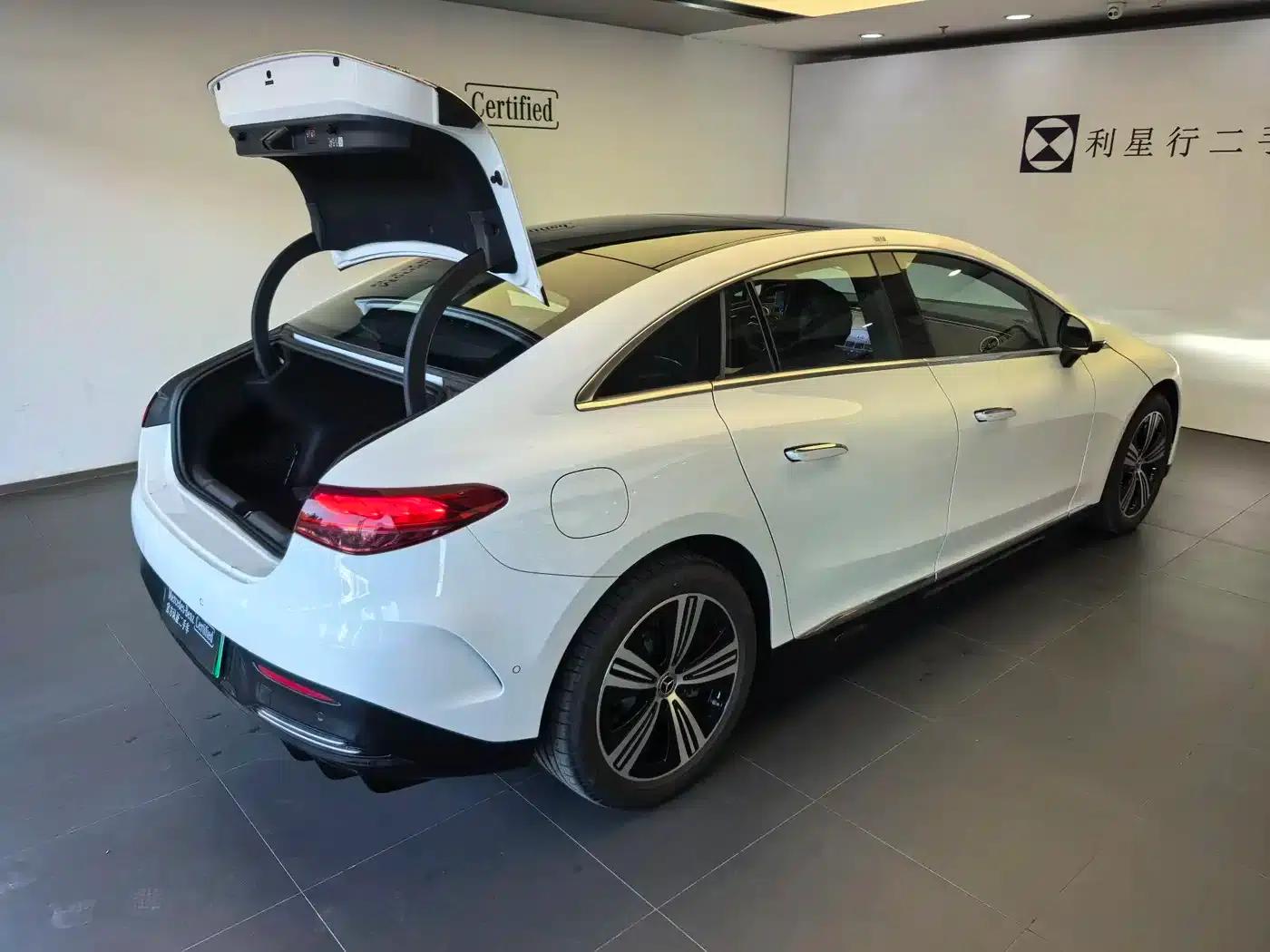 Mercedes-Benz EQE 2025 500 4MATIC Pioneer Edition — миниатюра 14
