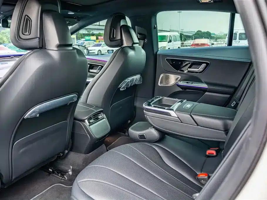 Mercedes-Benz EQE 2022 350 First Edition — миниатюра 13