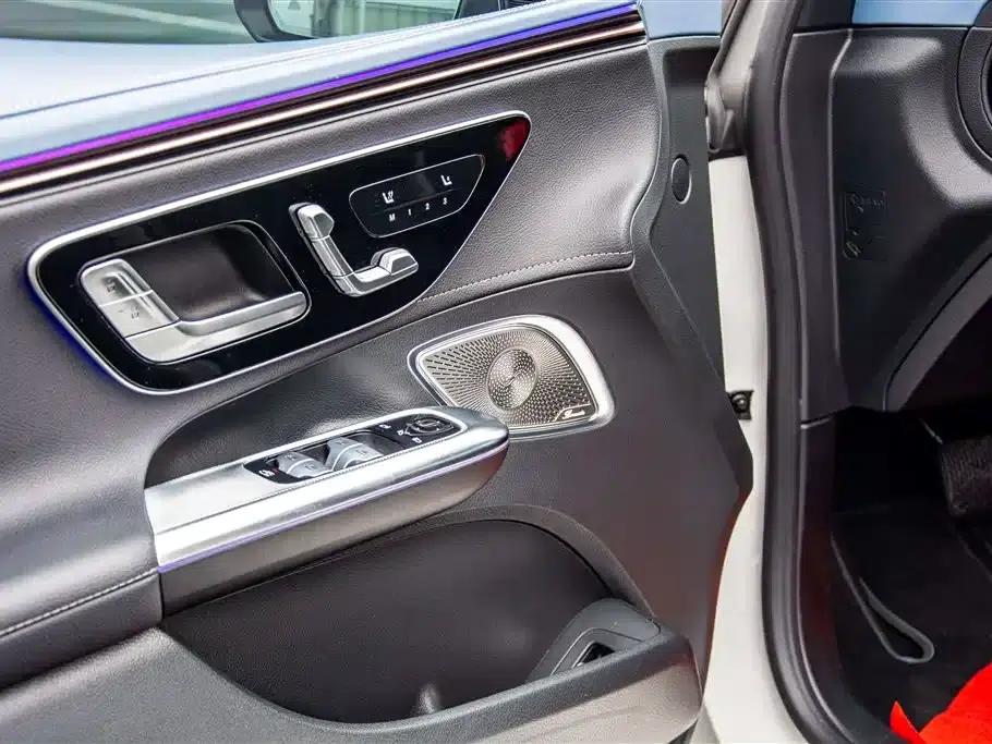 Mercedes-Benz EQE 2022 350 First Edition — миниатюра 10