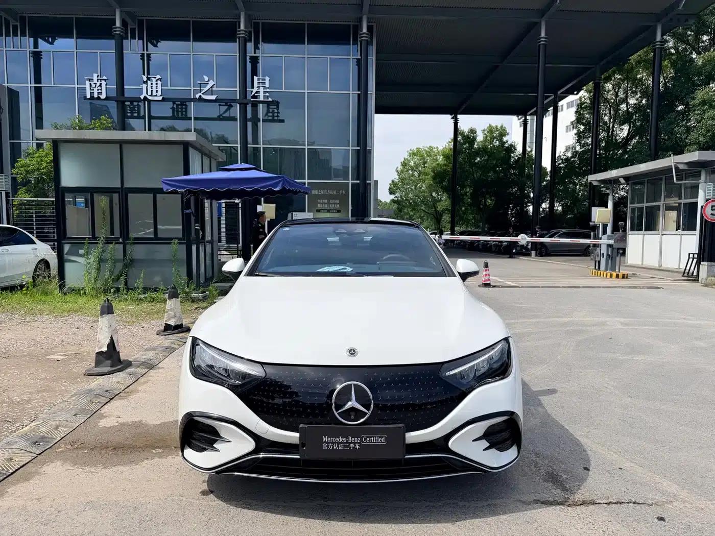 Mercedes-Benz EQE 2025 500 4MATIC Luxury Edition — миниатюра 2