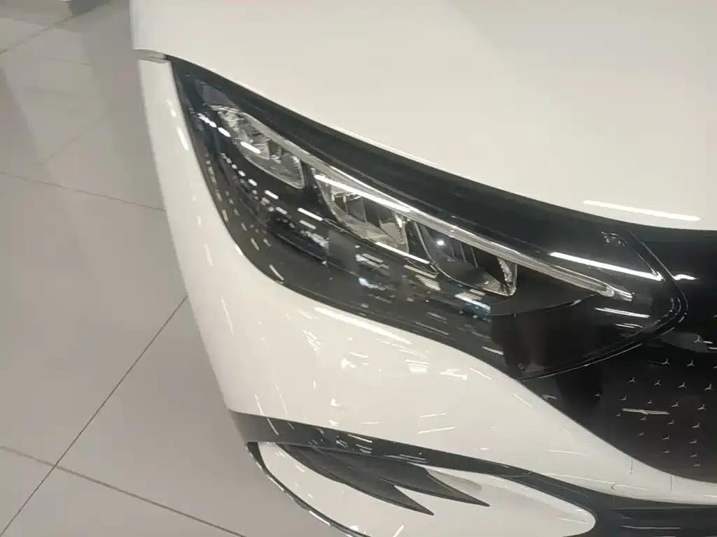 Mercedes-Benz EQE 2025 500 4MATIC Pioneer Edition — миниатюра 13