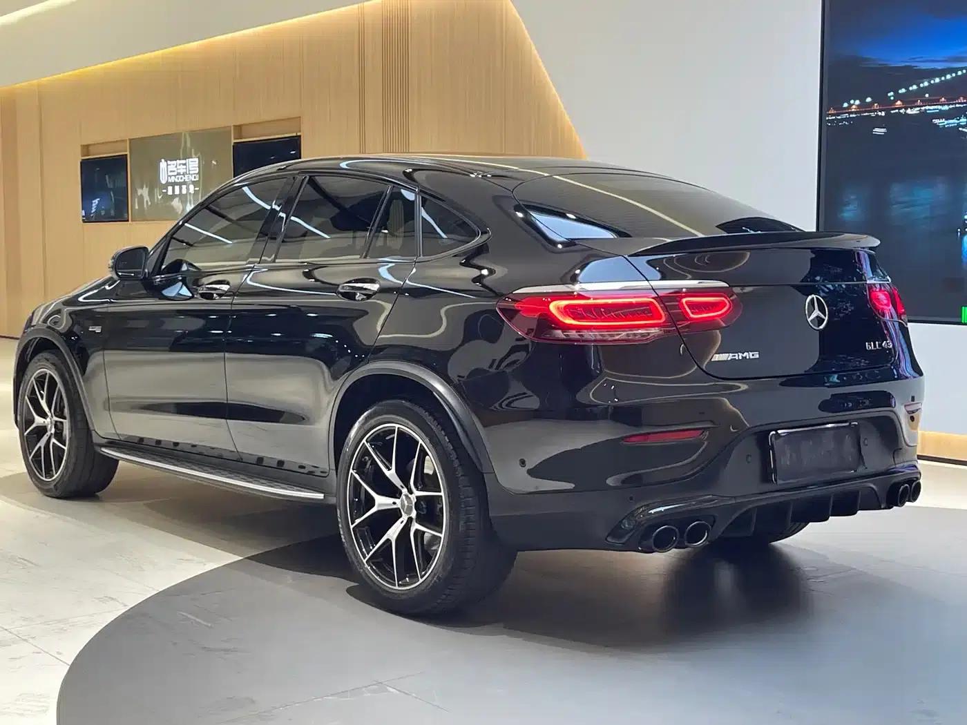 Mercedes-Benz GLC Coupe AMG 2022 AMG GLC 43 4MATIC Coupe SUV — миниатюра 24
